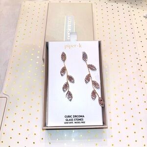 PERSIMMON DANGLING EARRINGS
